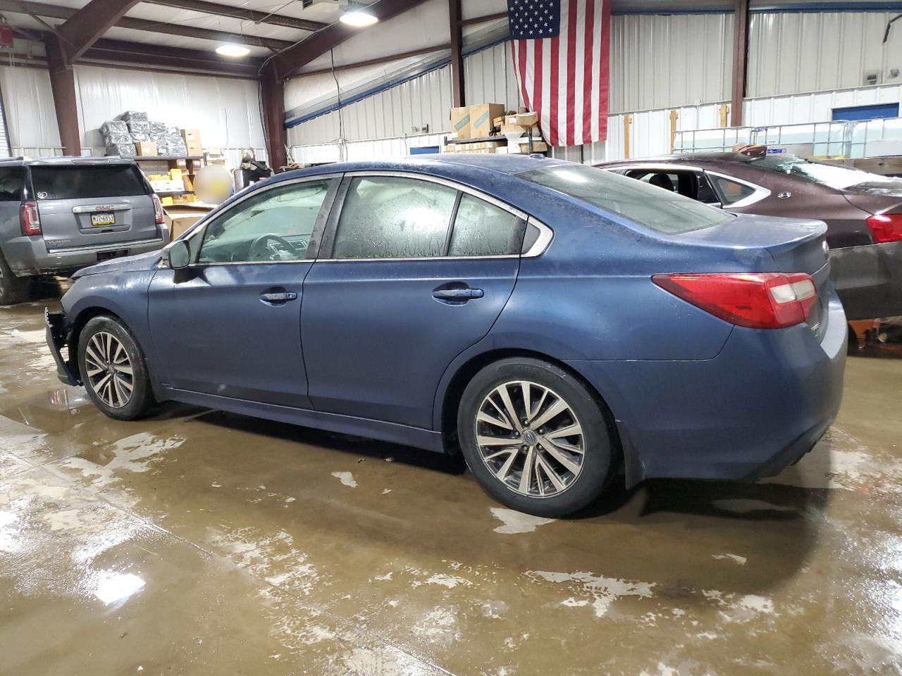 2019 Subaru Legacy - Image 2