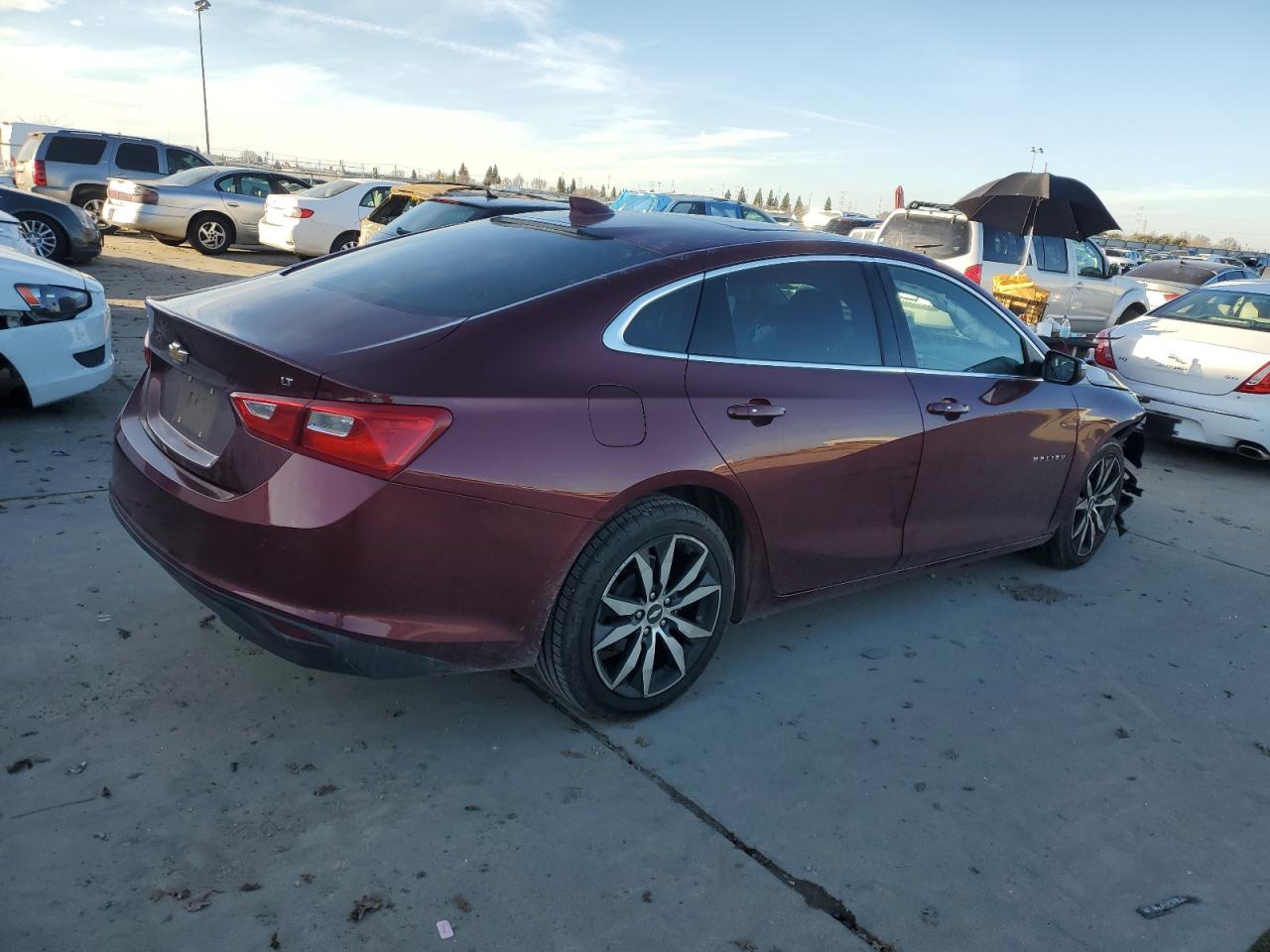 2016 Chevrolet Malibu - Image 3