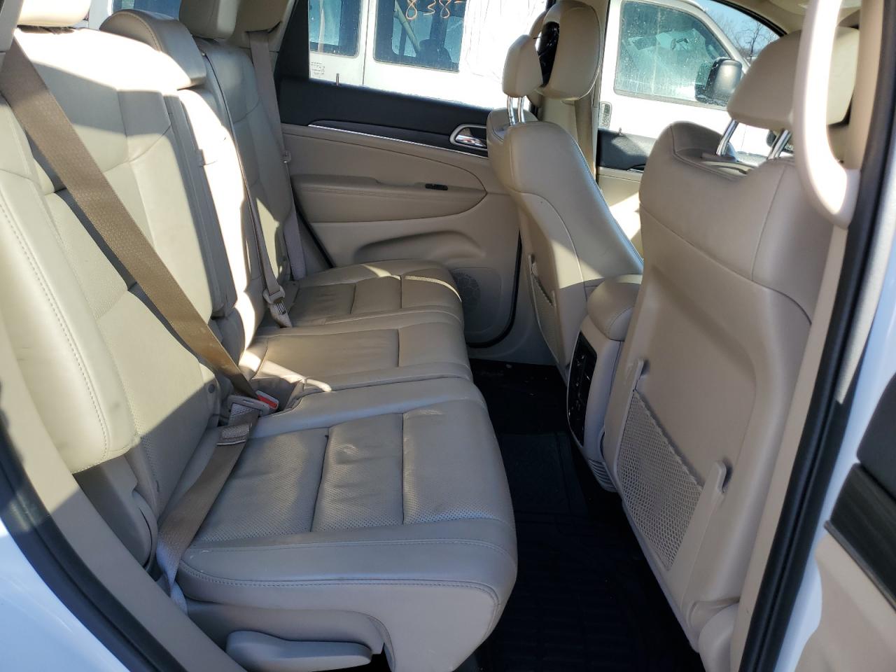 2021 Jeep Grand Cherokee - Image 11