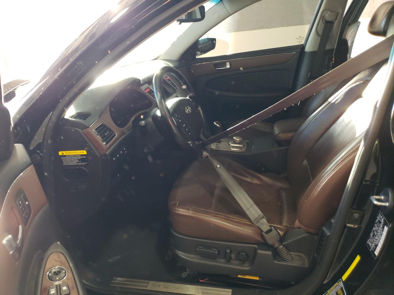 2011 Hyundai Genesis 3.8L VIN: KMHGC4DE2BU123793 Lot: 87721985