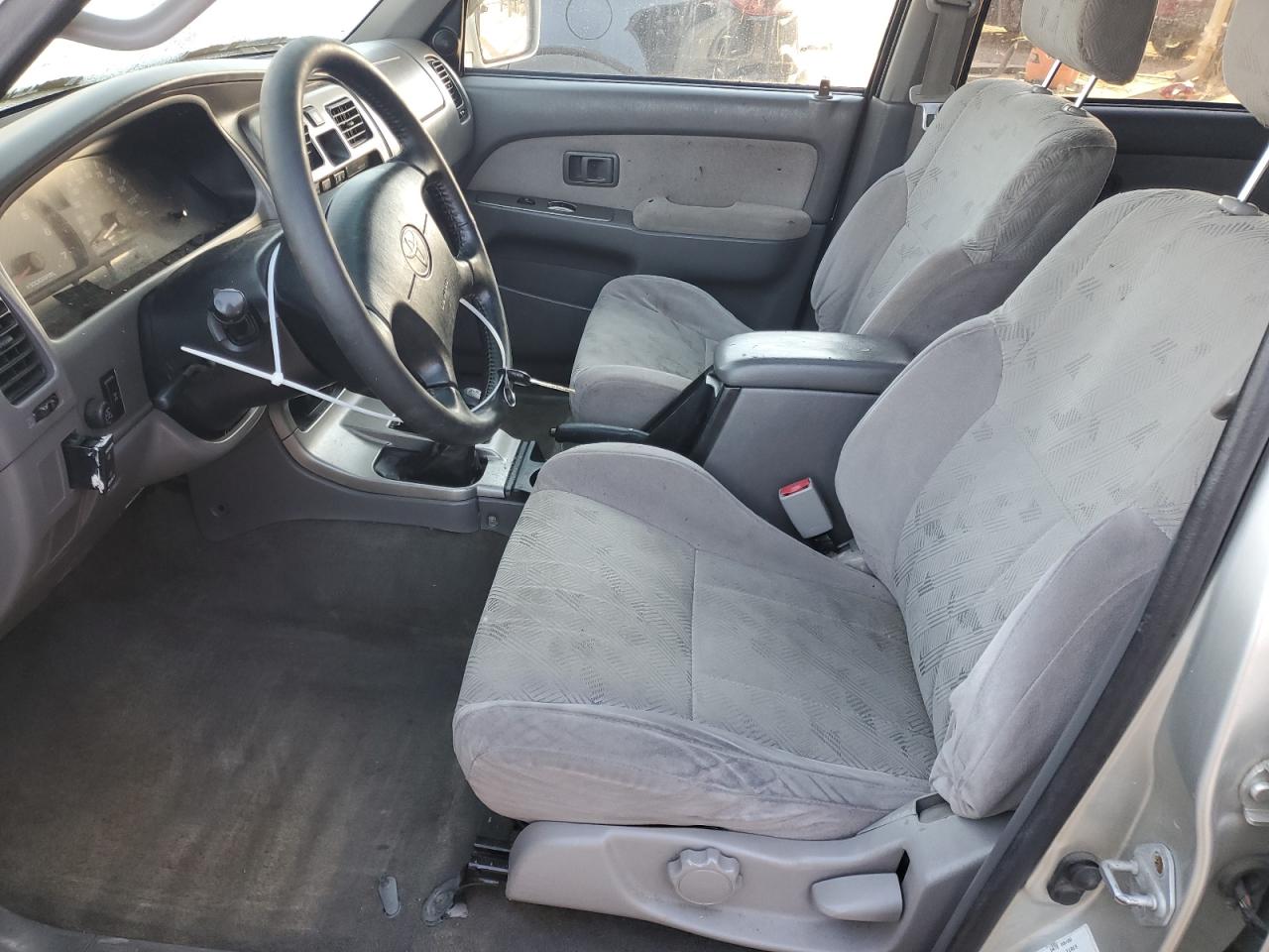 2001 Toyota 4Runner - Image 7
