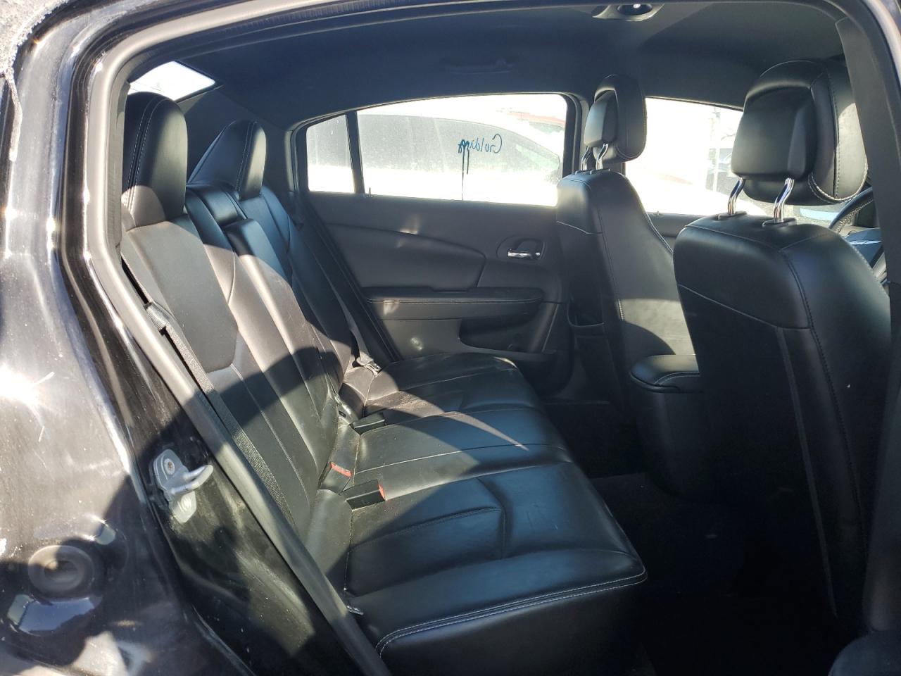 2012 Chrysler 200 - Image 10