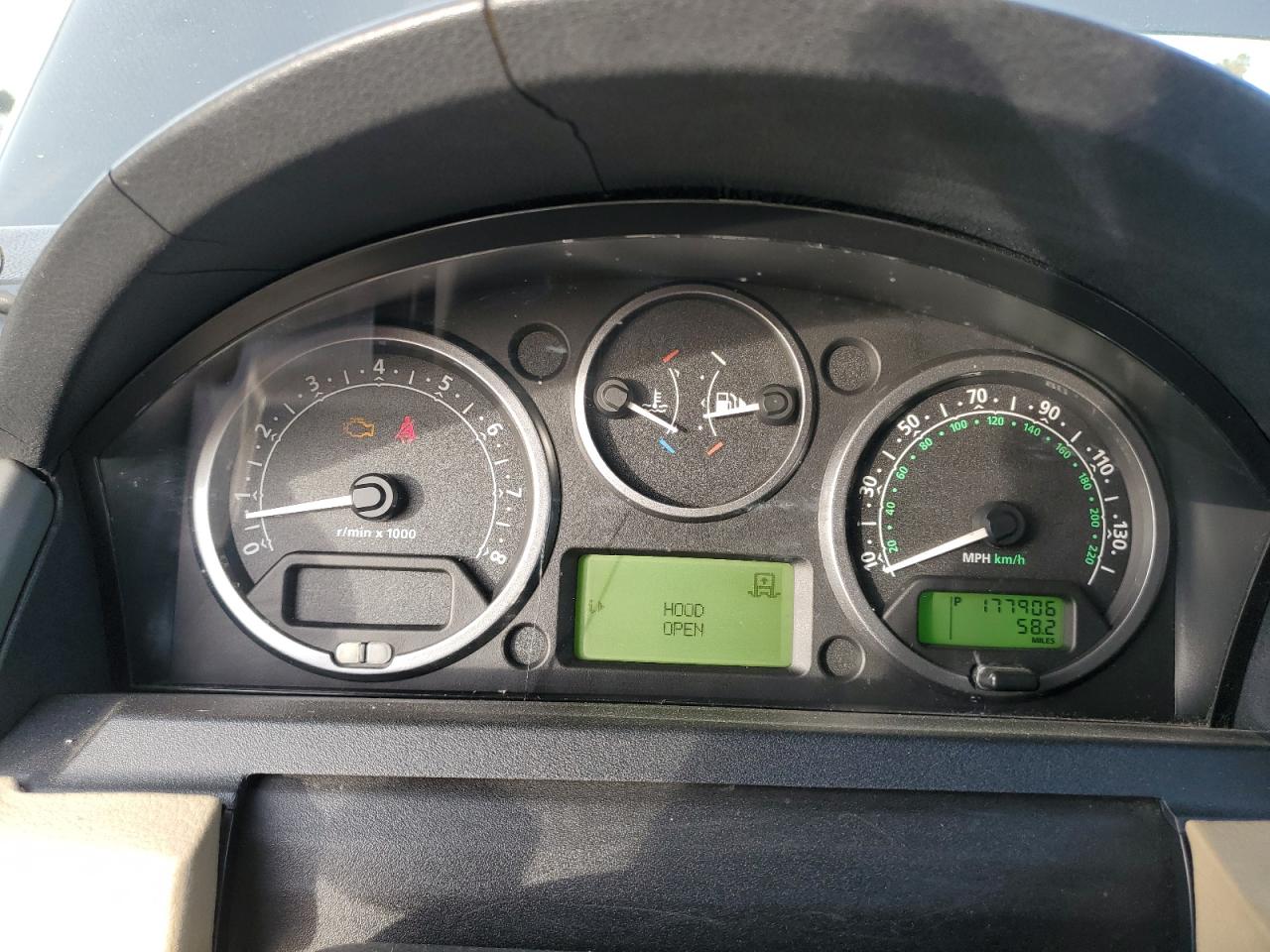 2006 Land Rover LR3 - Image 9