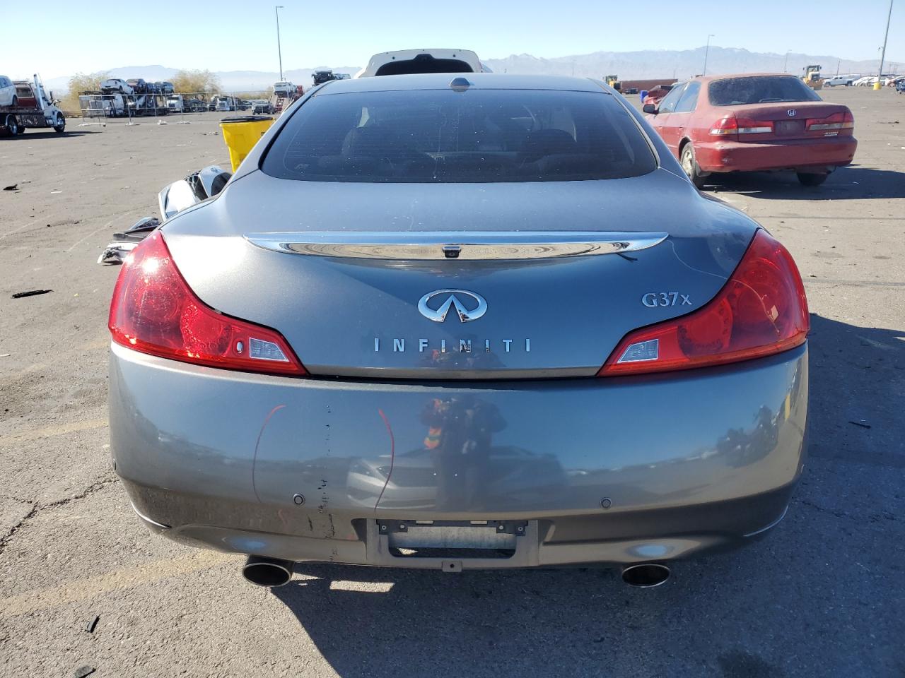 2011 Infiniti G - Image 6