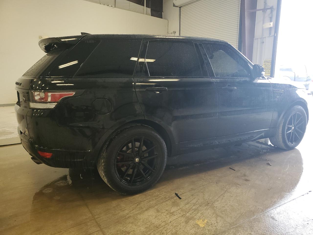 2017 Land Rover Range Rover - Image 3