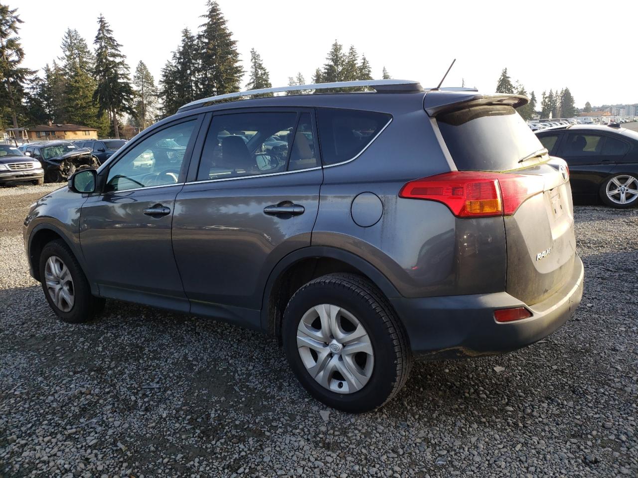 VIN 2T3ZFREV4EW118716 2014 TOYOTA RAV4 no.2