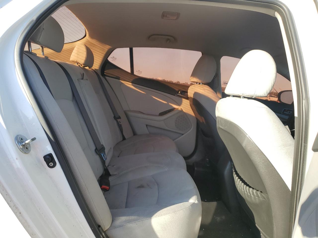 2013 Kia Optima - Image 10