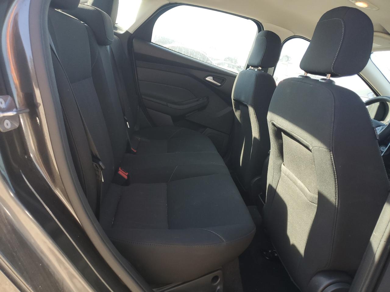 2018 Ford Focus - Image 10