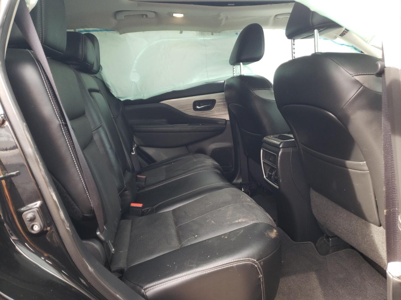 2015 Nissan Murano - Image 10