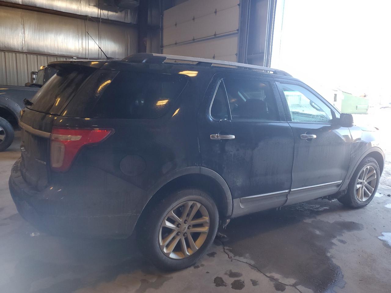 2015 Ford Explorer - Image 3