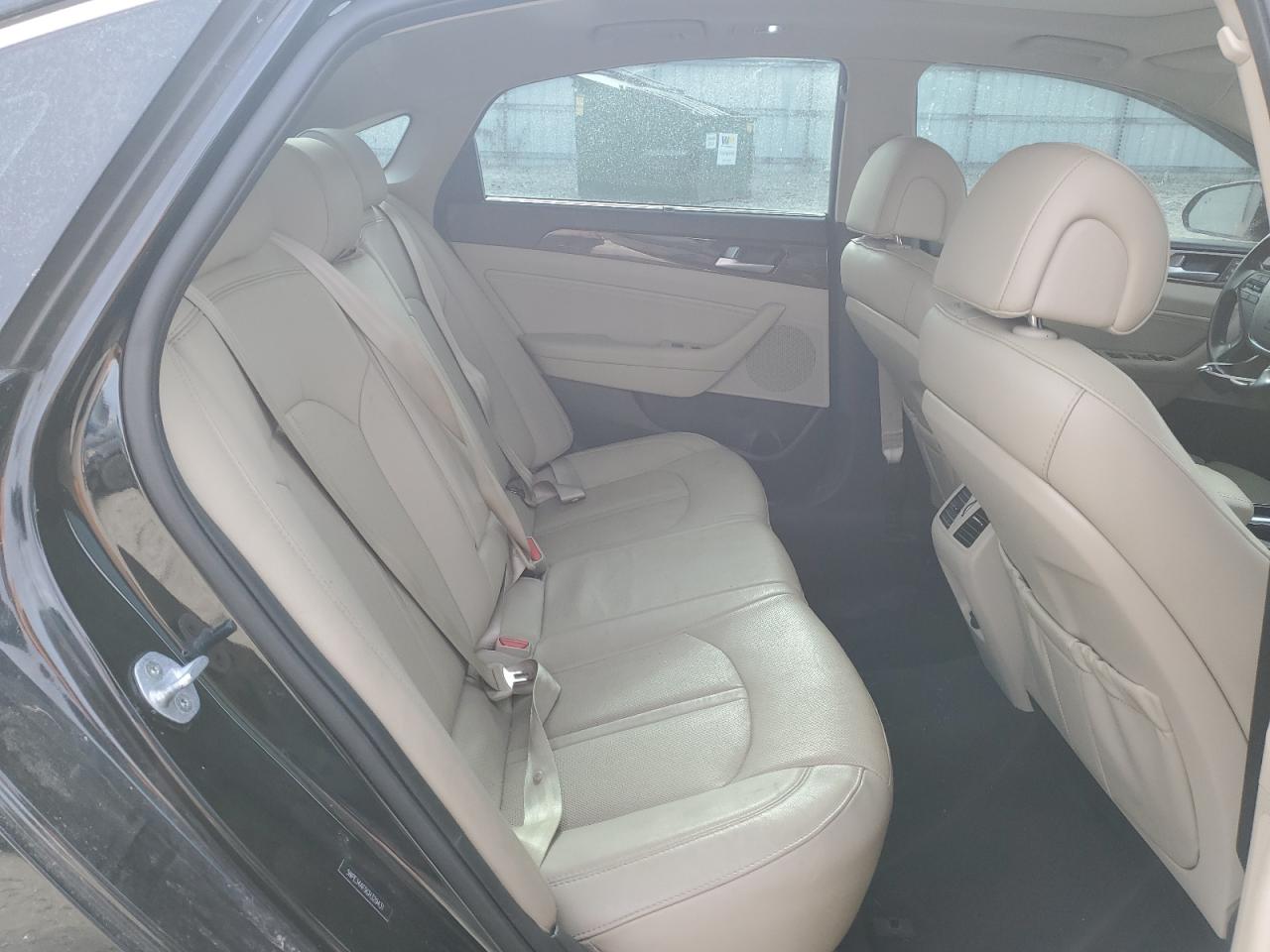 2016 Hyundai Sonata - Image 10