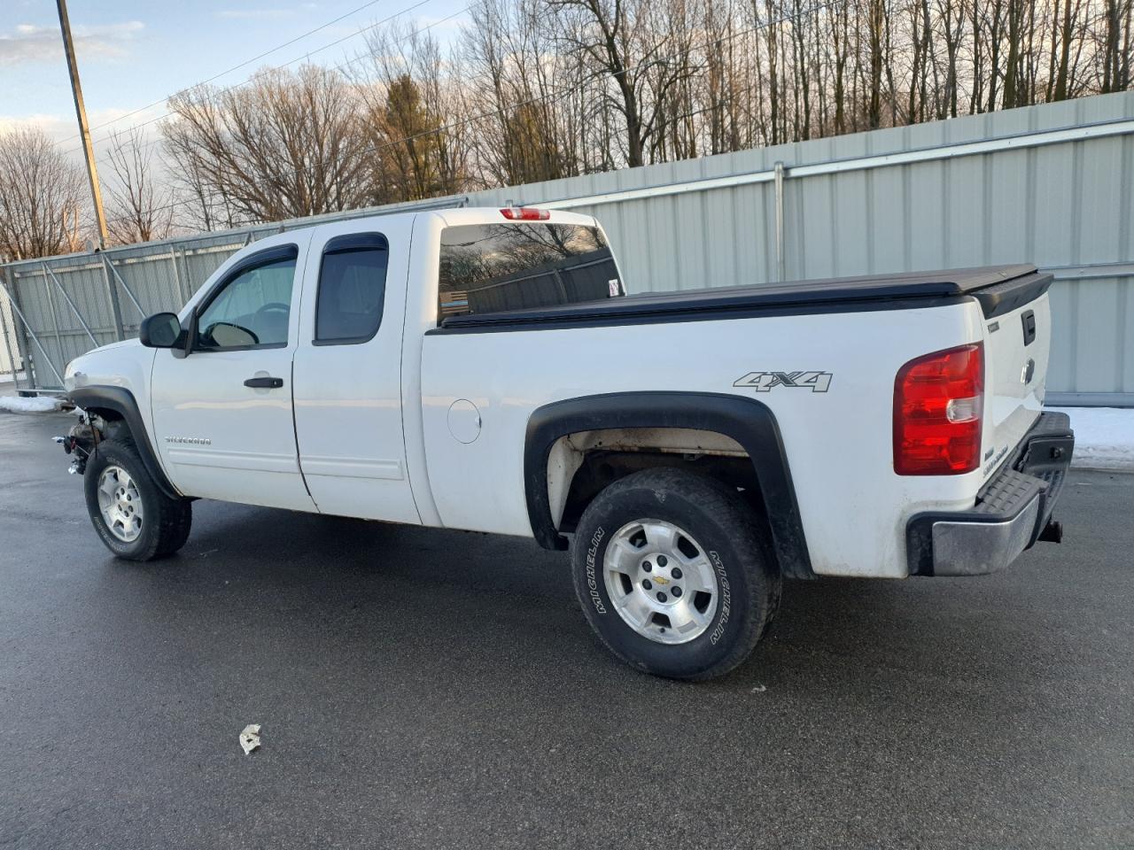 2011 Chevrolet Silverado - Image 2