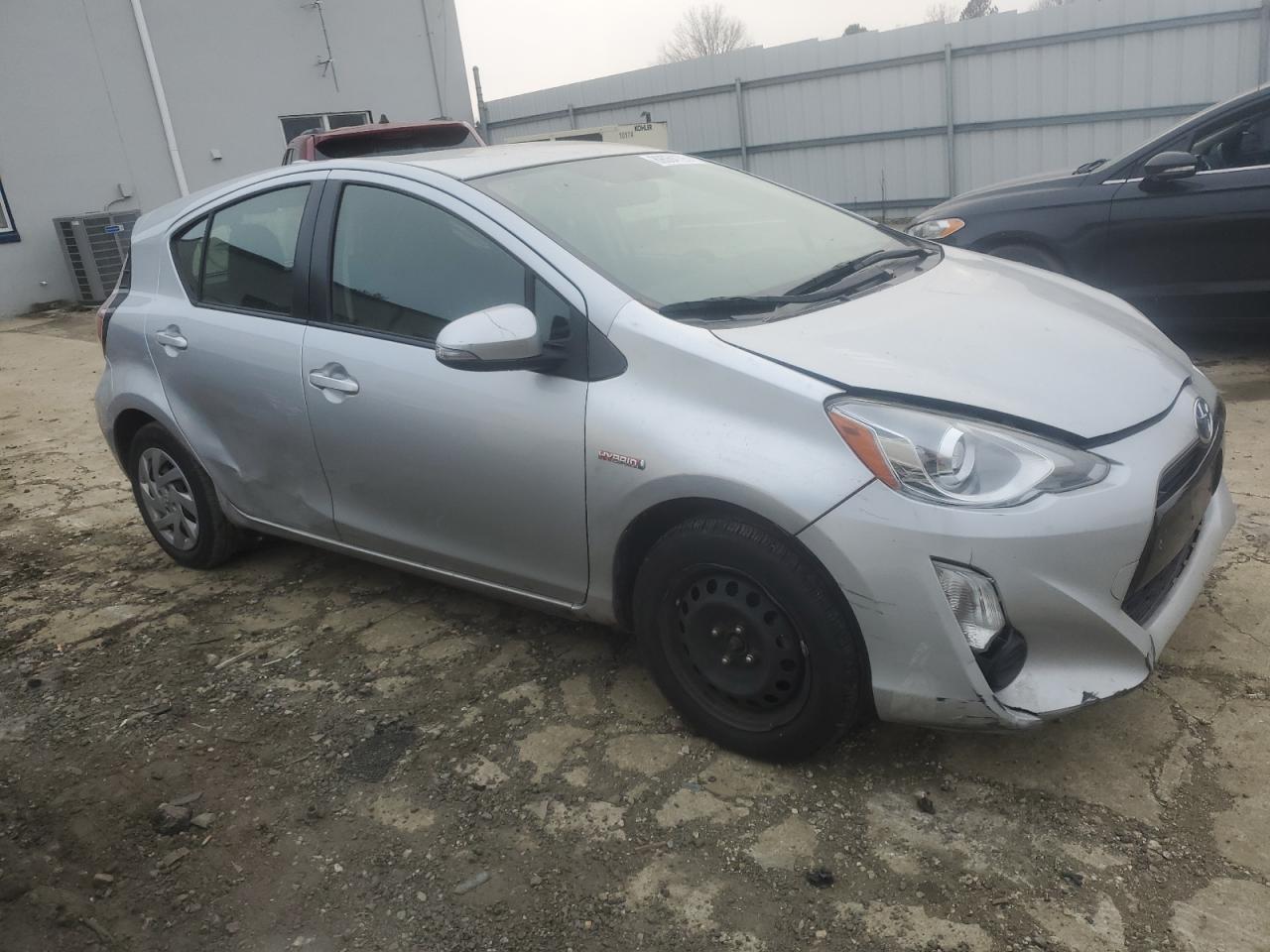 2015 Toyota Prius - Image 4