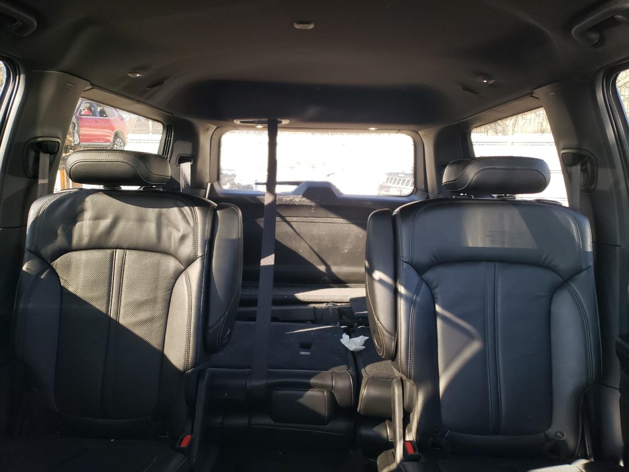 2022 Jeep Grand Wagoneer - Image 10