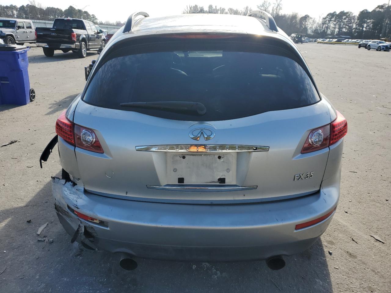2004 Infiniti FX - Image 6