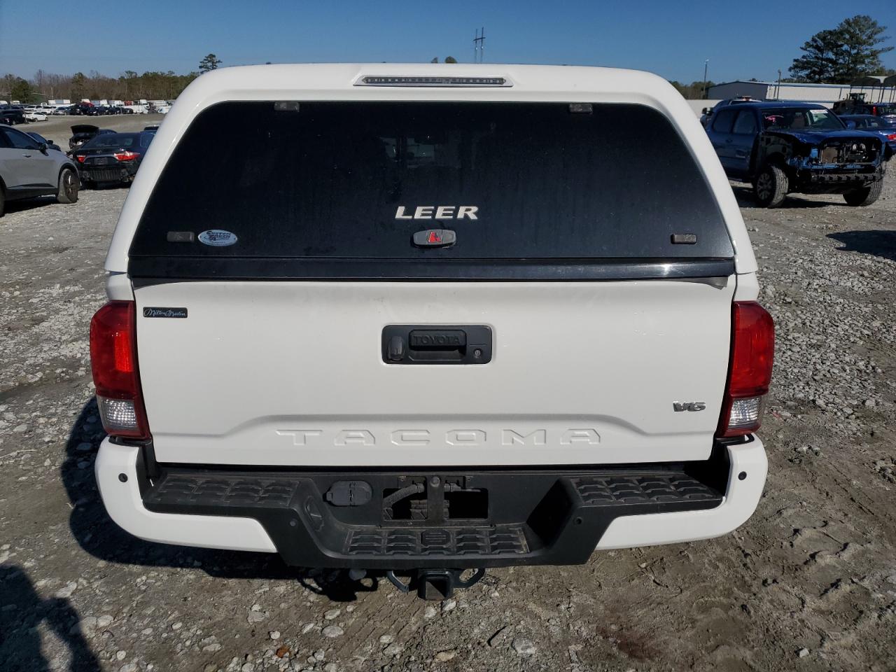 2016 Toyota Tacoma - Image 6