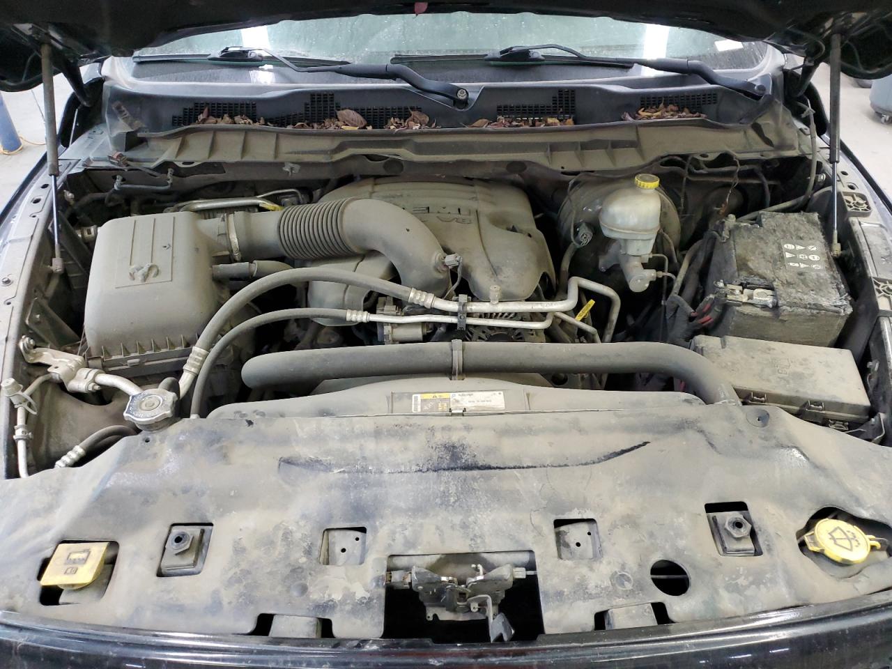 2014 RAM 1500 - Image 11