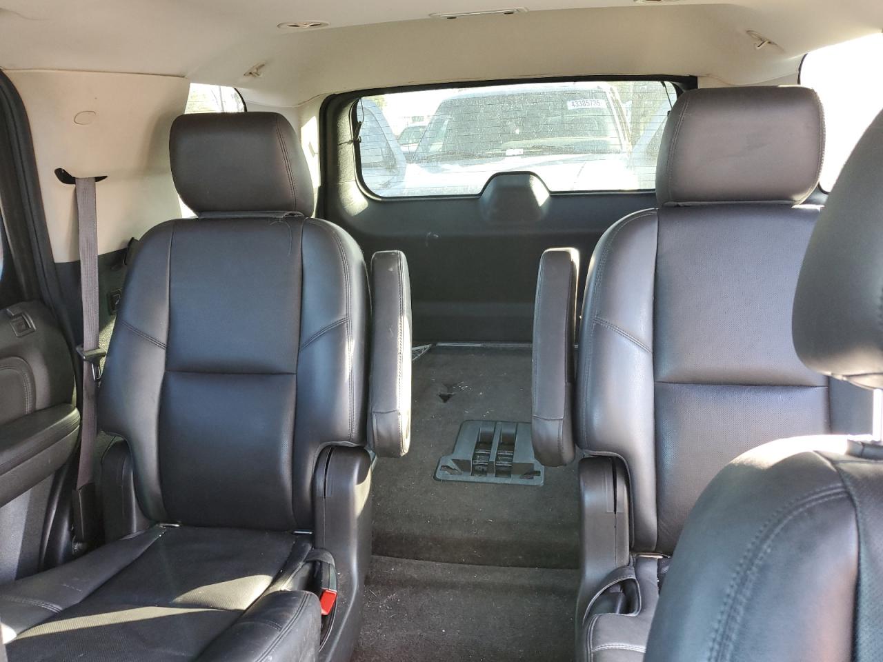 2012 GMC Yukon - Image 10
