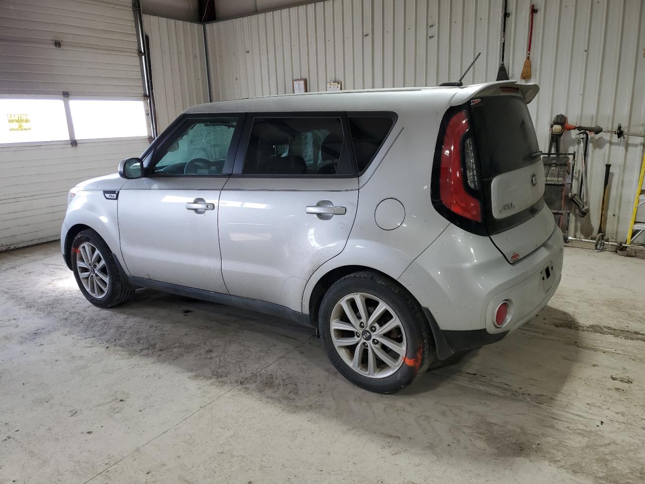 2019 Kia Soul - Image 2