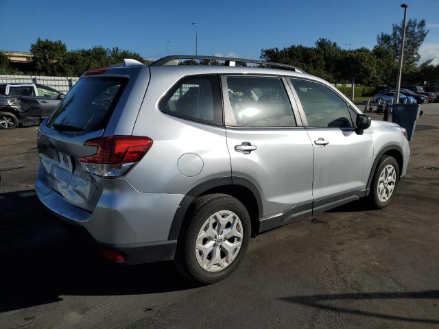  SUBARU FORESTER 2019 Srebrny