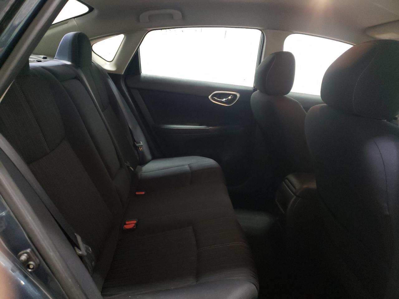 2017 Nissan Sentra - Image 10