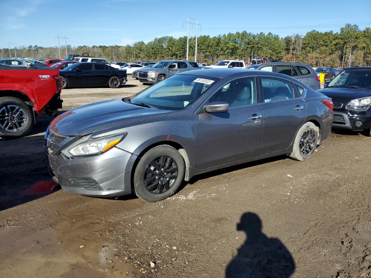 2017 Nissan Altima - Image 1