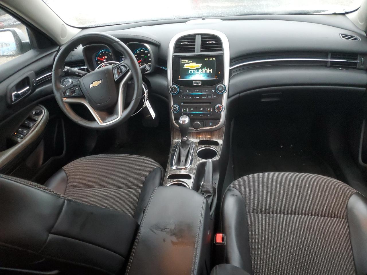 2016 Chevrolet Malibu - Image 8