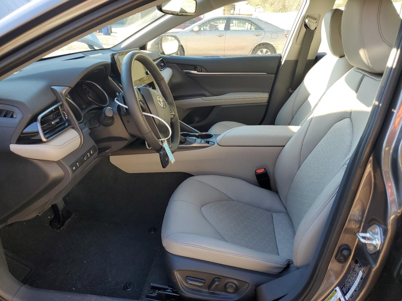 2023 Toyota Camry - Image 7