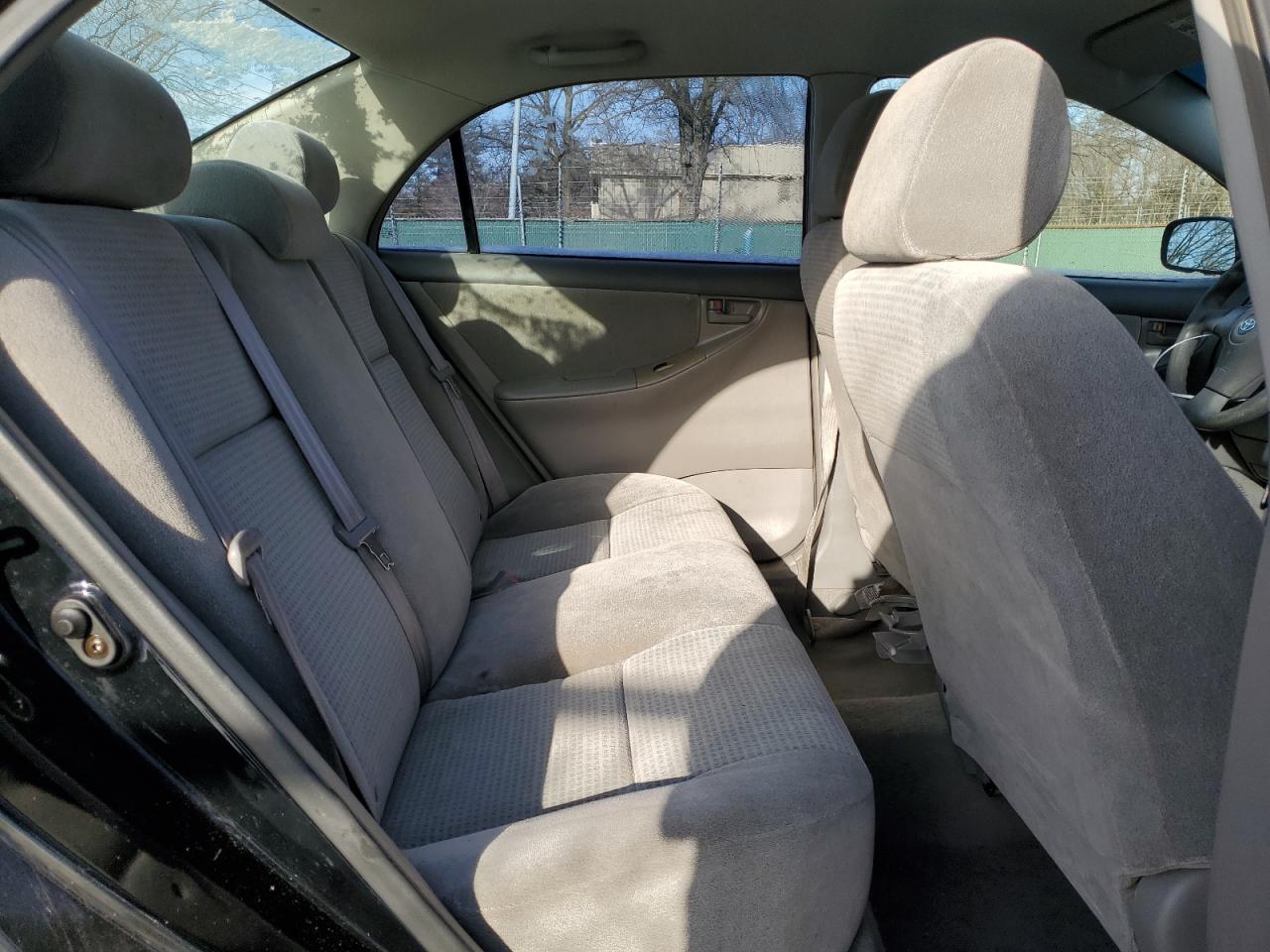 2006 Toyota Corolla - Image 10
