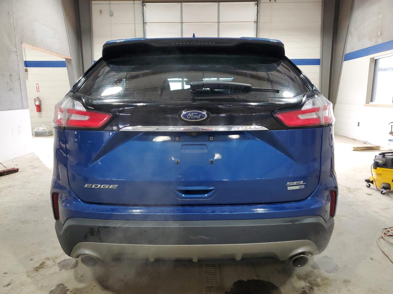 2020 Ford Edge - Image 6