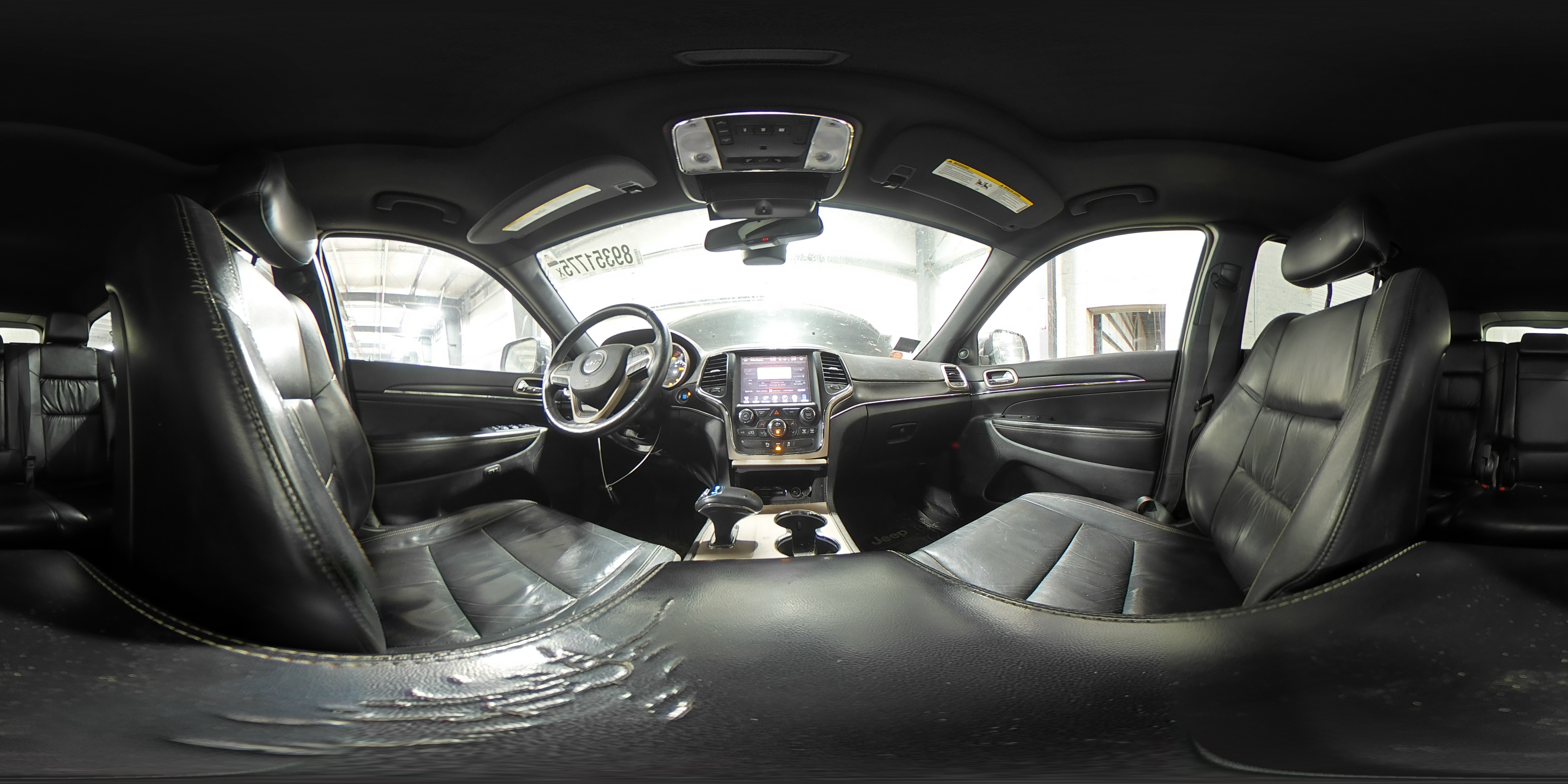 2014 Jeep Grand Cherokee - Image 14
