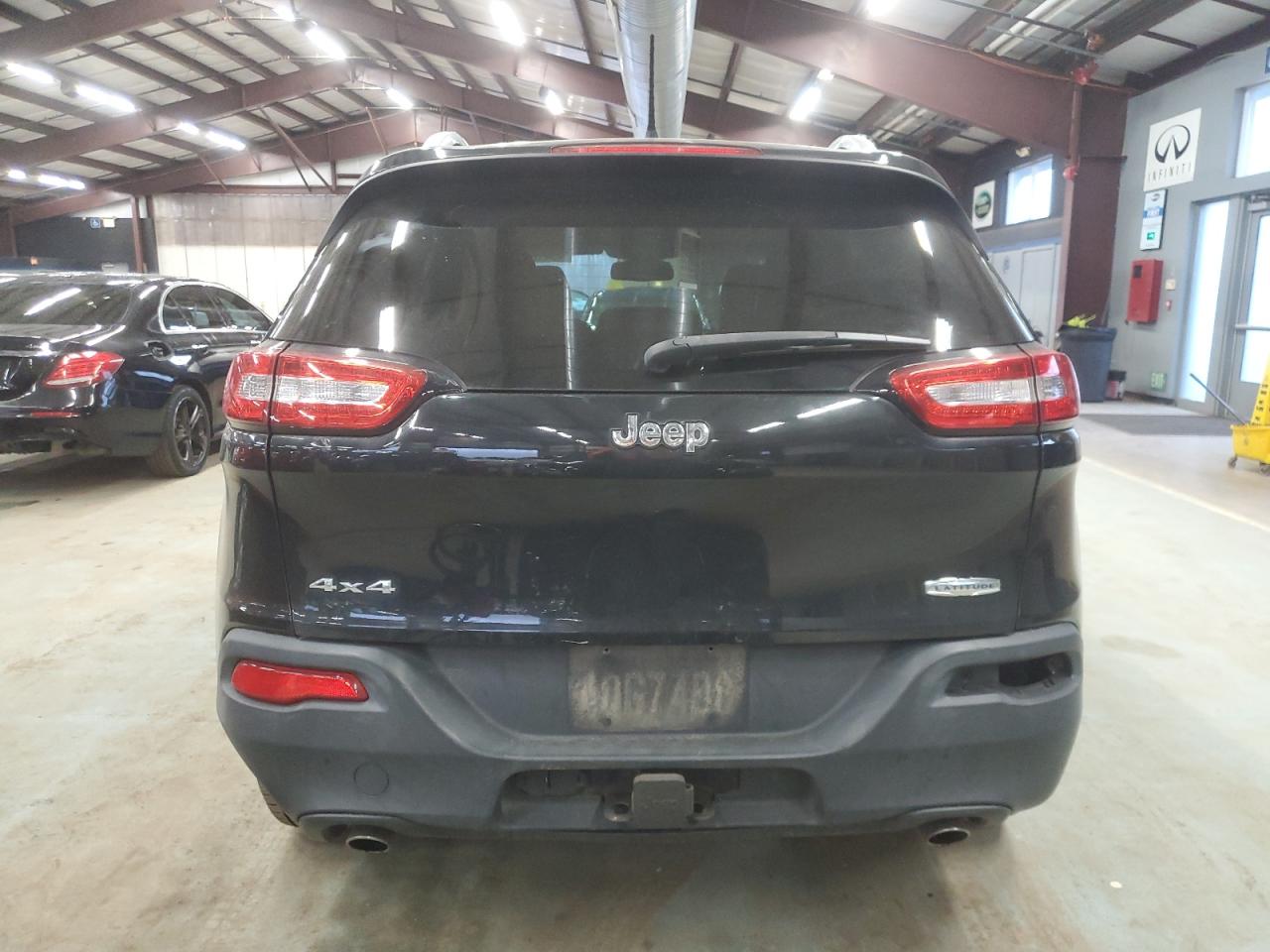 2014 Jeep Grand Cherokee - Image 6