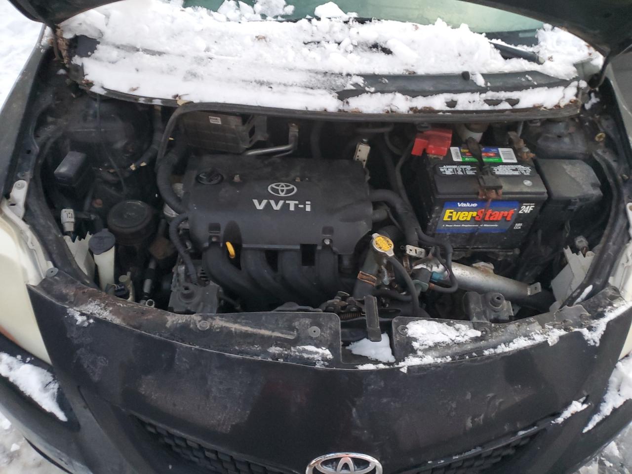 2010 Toyota Yaris - Image 11