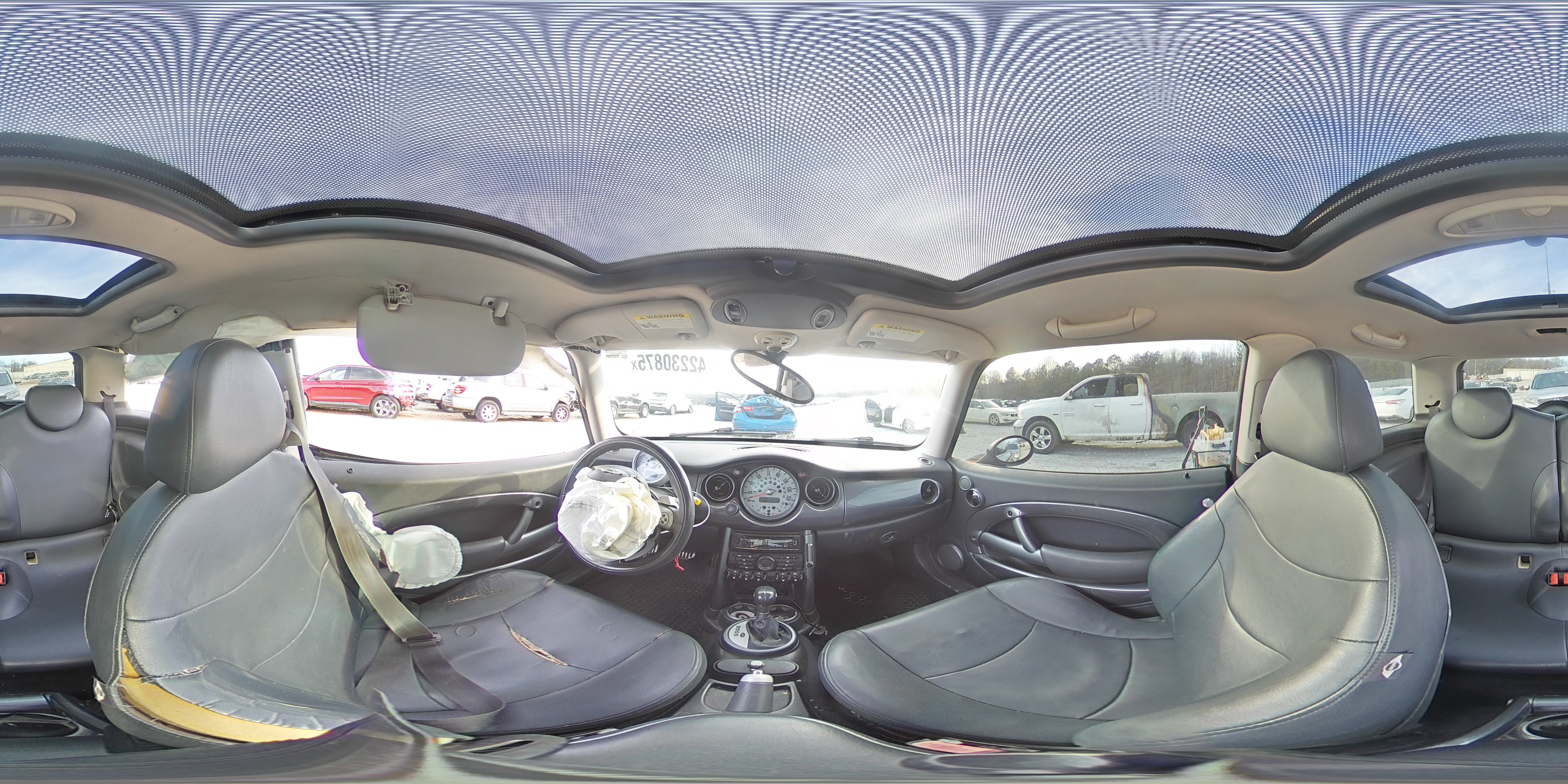 2006 MINI Cooper - Image 13