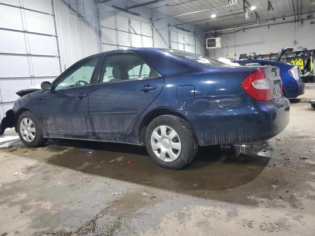 2004 Toyota Camry - Image 2