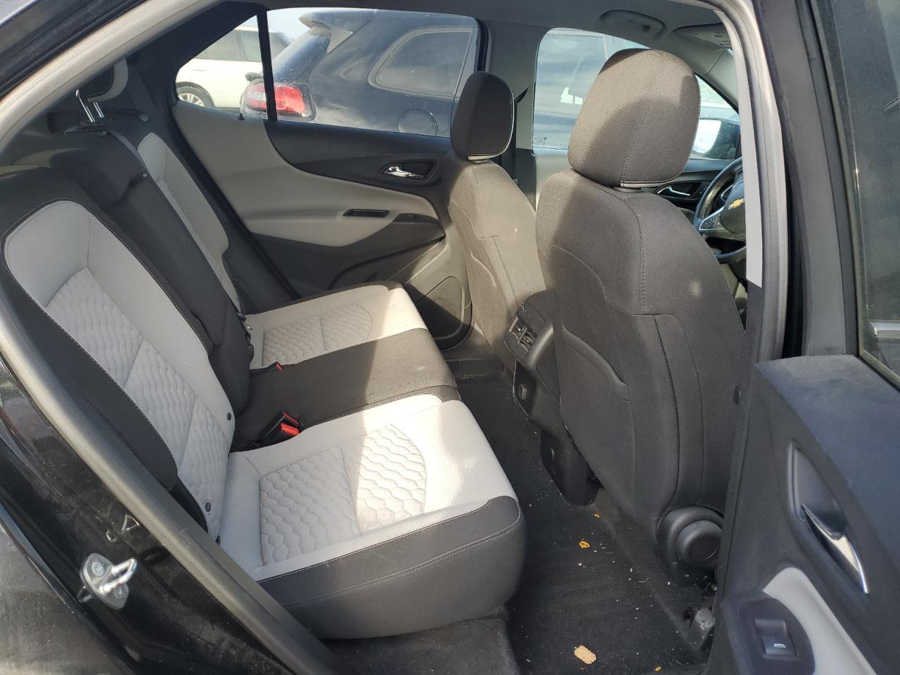 2018 Chevrolet Equinox - Image 10