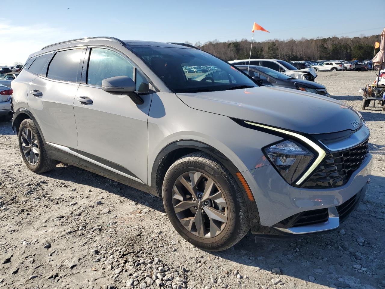 2023 Kia Sportage - Image 4