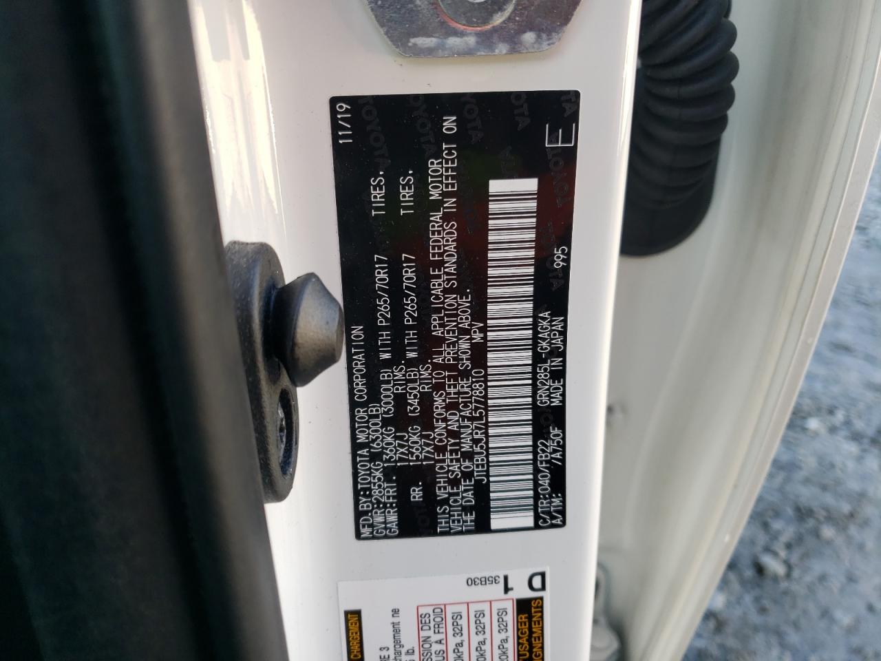 2020 Toyota 4Runner - Image 13