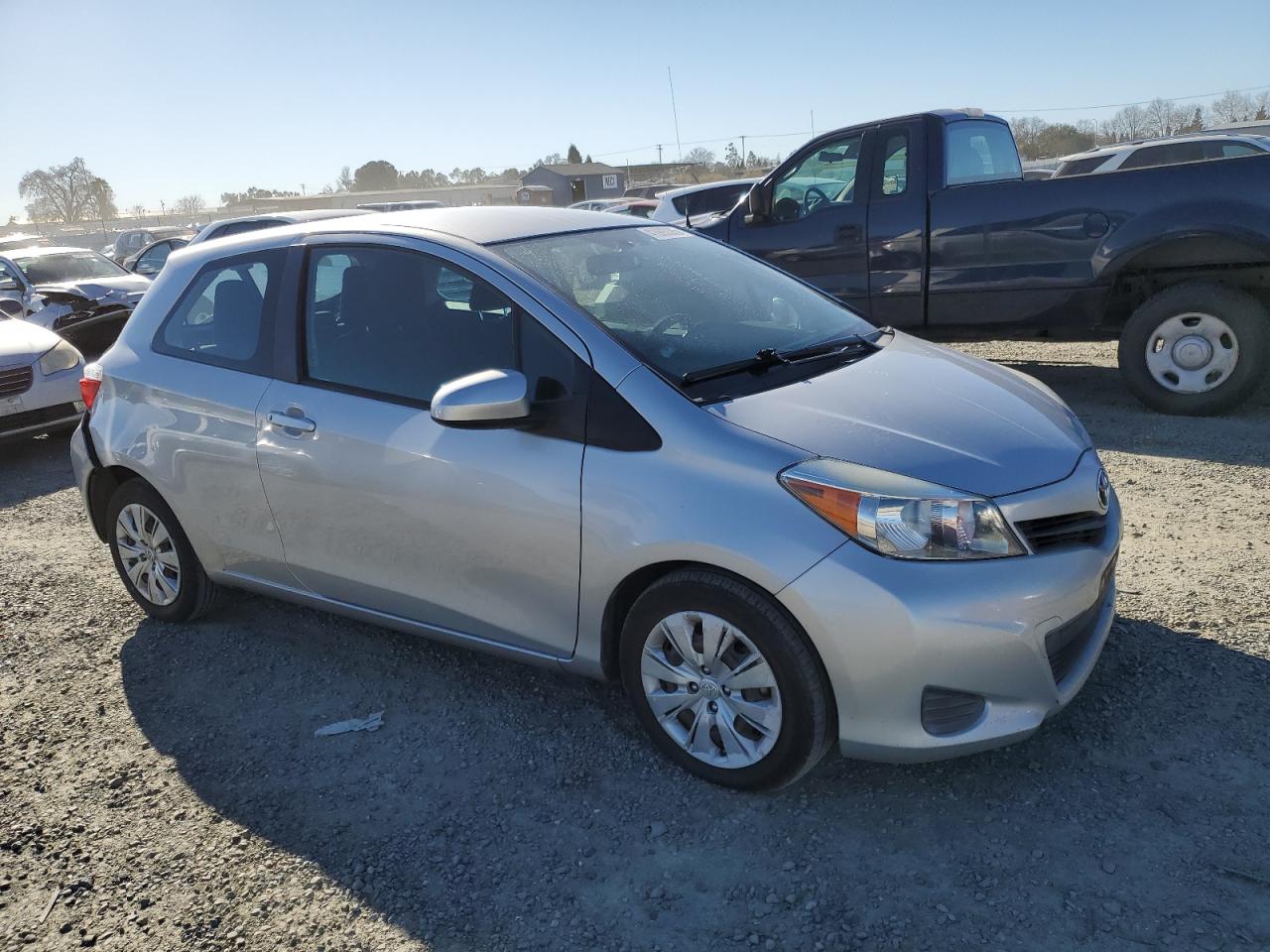 2014 Toyota Yaris - Image 4