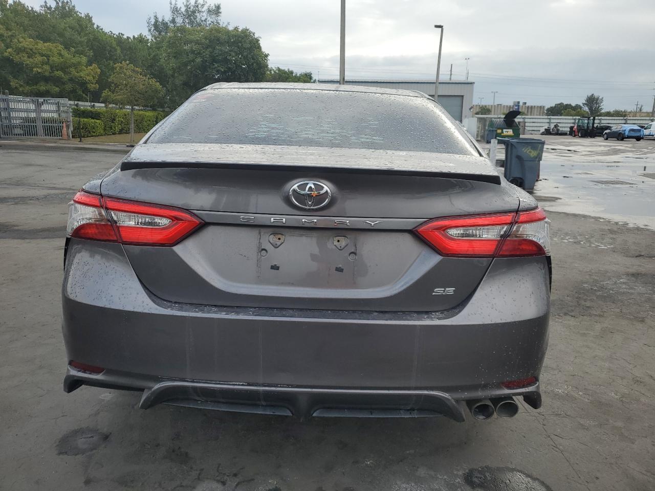 2018 Toyota Camry - Image 6