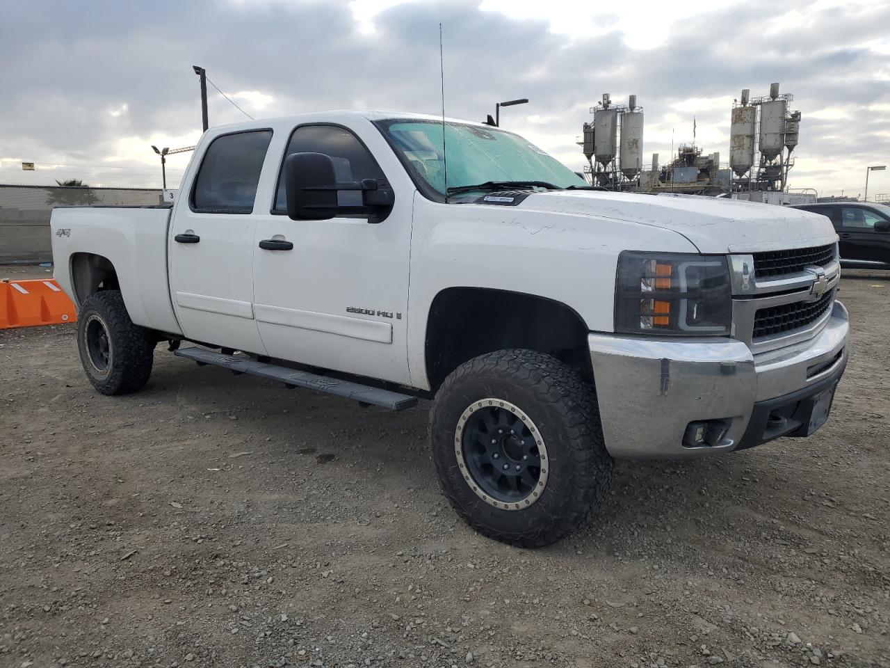 2008 Chevrolet Silverado - Image 4