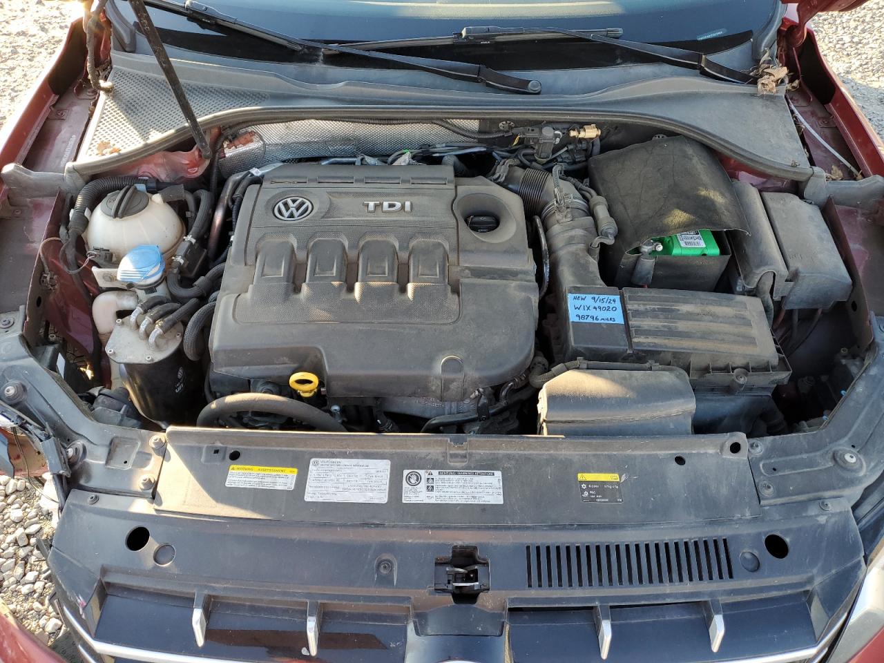 2015 Volkswagen Passat - Image 11
