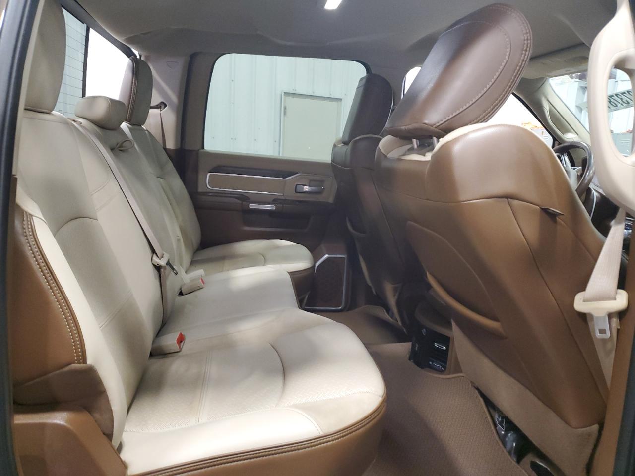 2019 RAM 3500 - Image 10