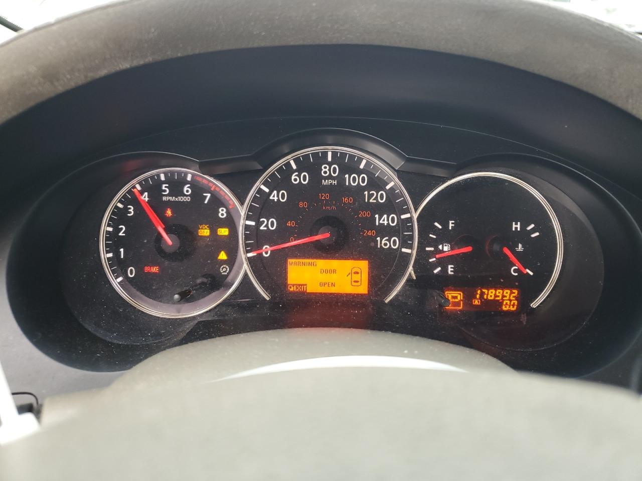 2010 Nissan Altima - Image 9