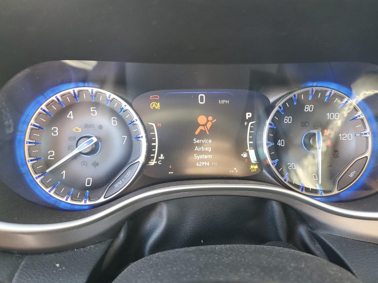 2022 Chrysler Pacifica - Image 9