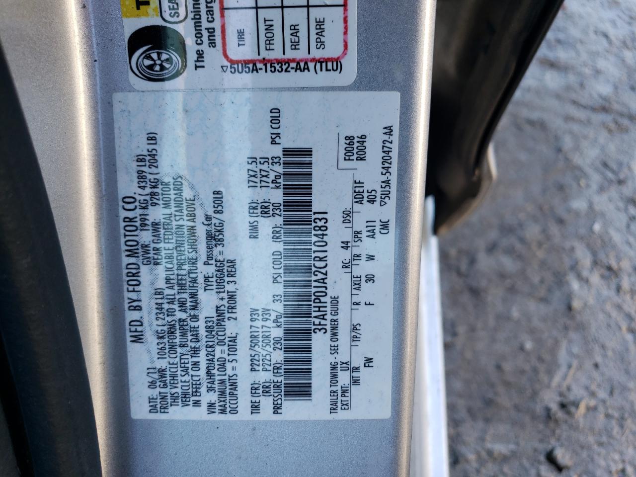 2012 Ford Fusion - Image 12
