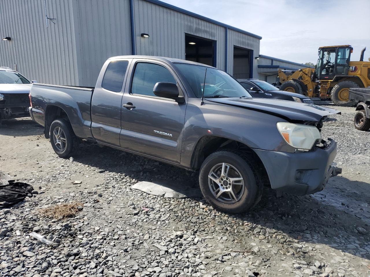 2013 Toyota Tacoma - Image 4