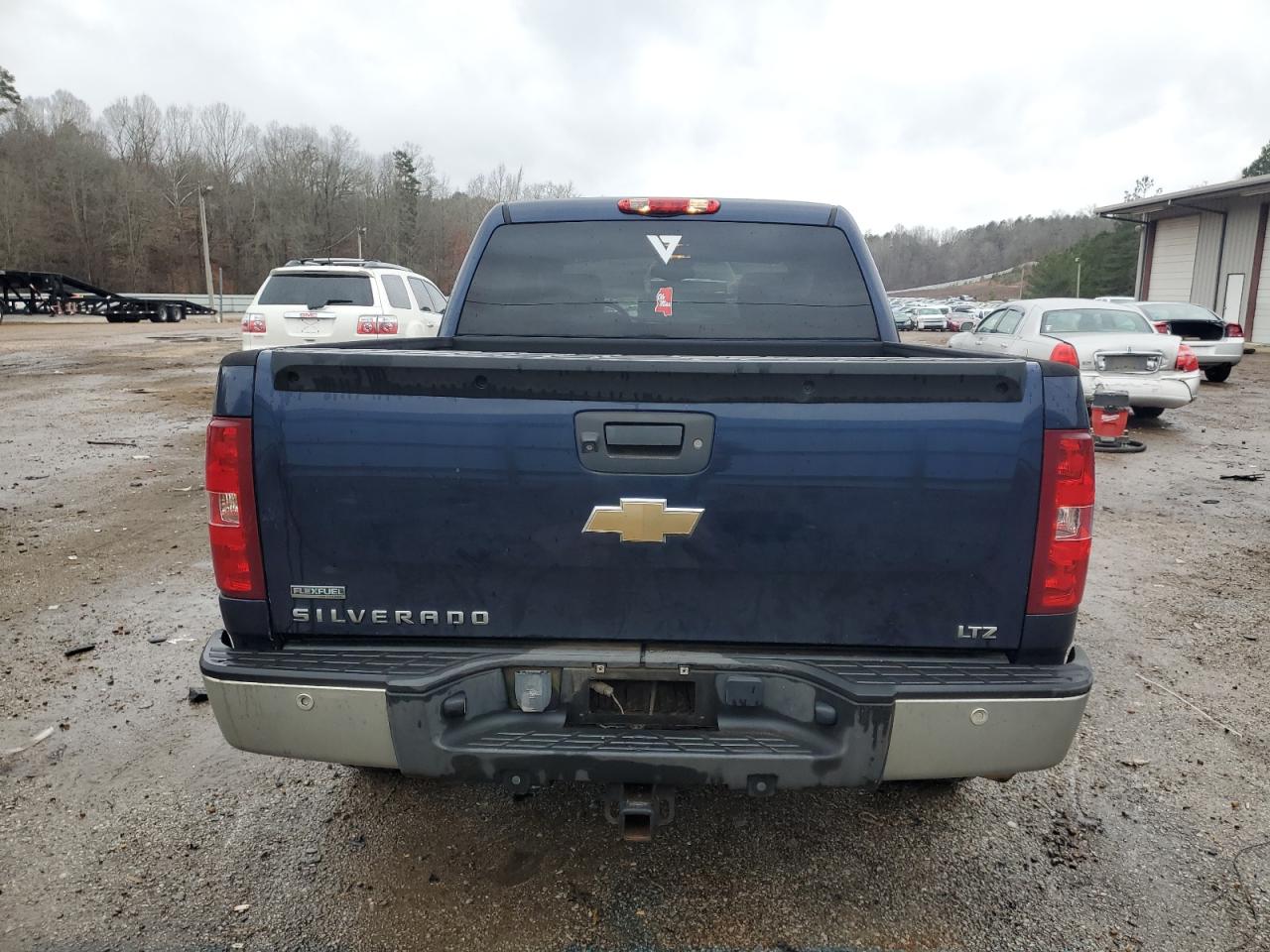 2010 Chevrolet Silverado - Image 6