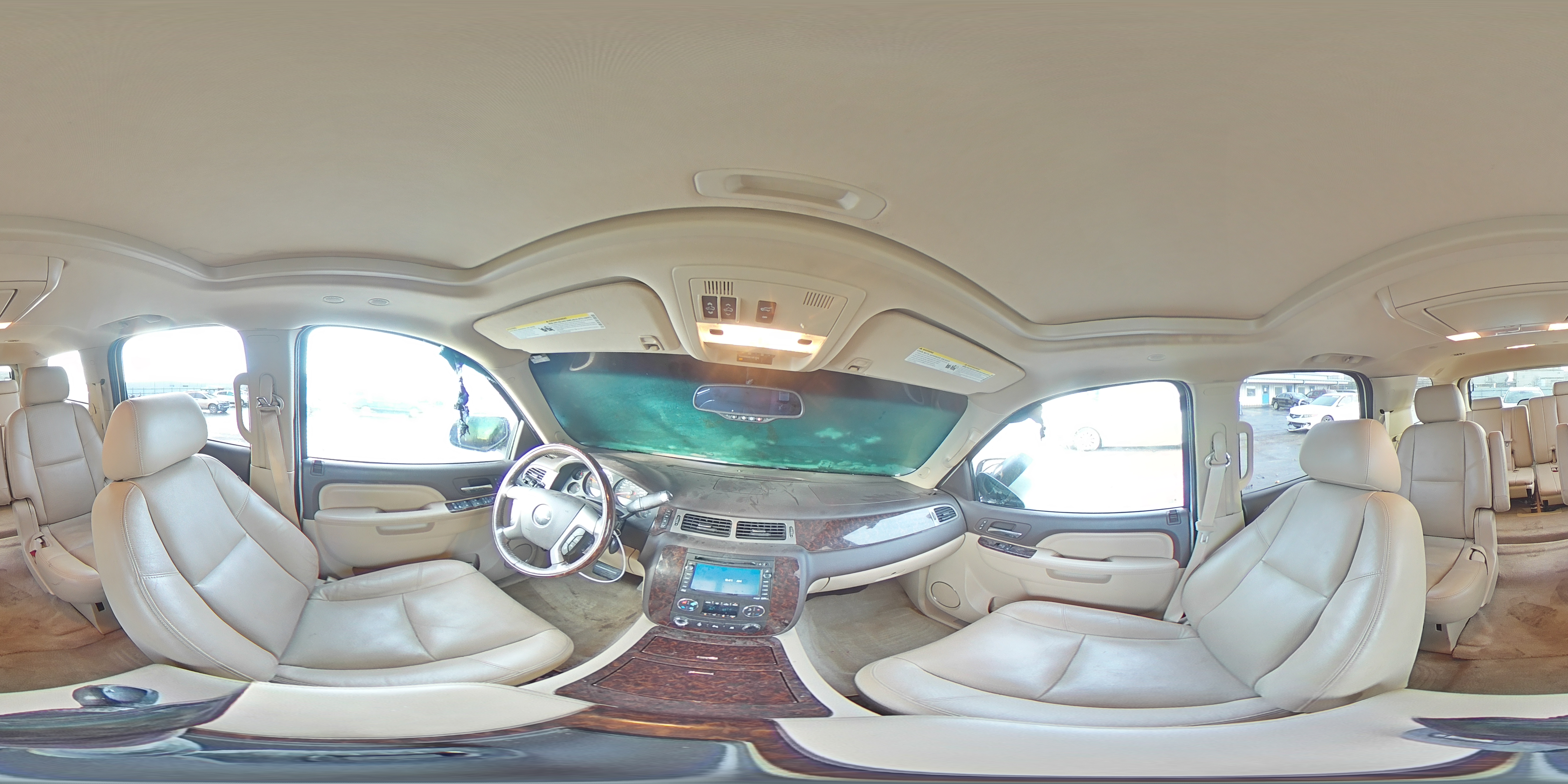 2011 GMC Yukon - Image 13