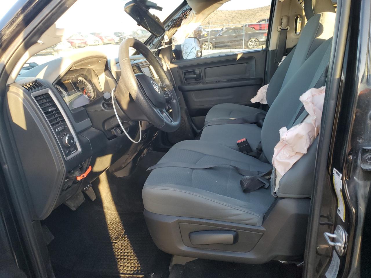 2016 RAM 1500 - Image 7
